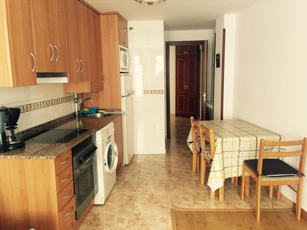 Apartamentos San Pelayo Onís Szoba fotó